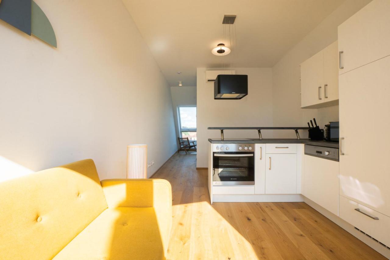 וינה Orestaliving - Penthouse With Private Terrace מראה חיצוני תמונה
